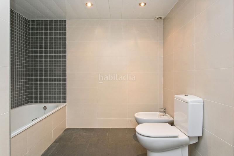 Foto fc42dcc0-6468-4d03-9e32-a05ee0bfccfd. Dúplex a Vilapicina - Torre Llobeta Barcelona