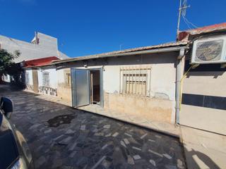 Maison jumelée  C/ santa teresa. Solvia inmobiliaria  chalet adosado alicantealacant