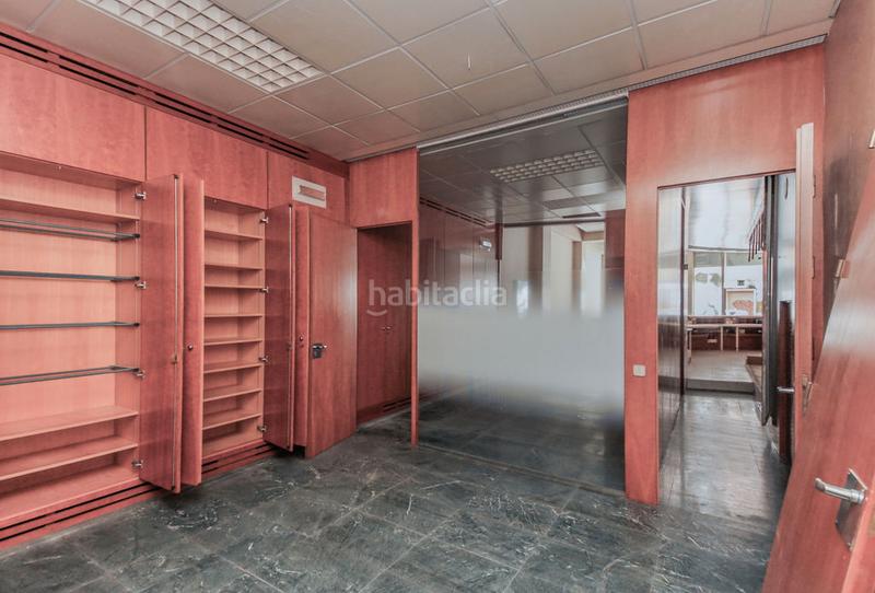 Foto d4e3d8d9-edff-4f6c-8841-da1cea5218dd. Local comercial a Nou Eixample Nord Tarragona