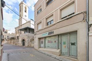 Local Comercial  C/ san antón. Solvia inmobiliaria  locales sant cugat sesgarrigues