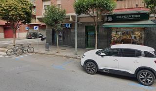 Local commercial  C/ lleida. Solvia inmobiliaria  locales prat de llobregat el