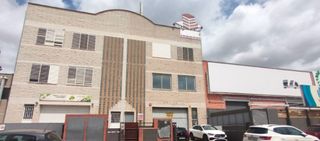 Nau industrial  C/ cuore. Solvia inmobiliaria  nave industrial cornellà de llobregat