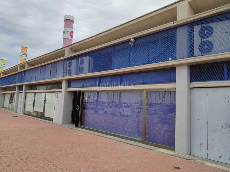 Foto f4ca6bd1-b0fe-40eb-9a7a-3a3a6edd2415. Local comercial a Barris Marítims Tarragona