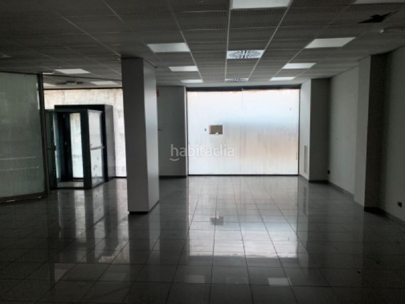 Foto 09bc45db-6fec-4cf4-aa14-9cc3c40d9df1. Locale commerciale in Escodines Manresa