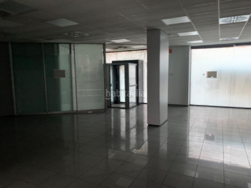 Foto 5b87c51d-caf7-4703-8ae4-9bc8b94781ab. Locale commerciale in Escodines Manresa