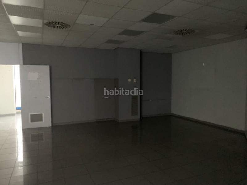 Foto 5d63d8d2-3217-4fbc-888b-fe6fe57fd931. Locale commerciale in Escodines Manresa