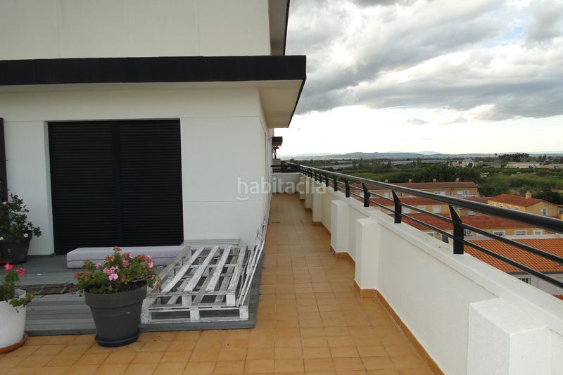 Foto aa0da4d3-e84f-4e69-b101-63565d8c2496. Àtic amb aparcament a Sueca Sueca