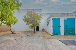 Local commercial  C/ el pendique. Solvia inmobiliaria  locales bollullos par del condado