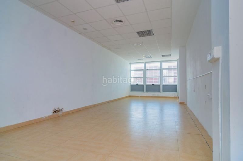 Foto 2c9421c4-96d6-467f-9b7c-984ee5f7cf53. Local commercial dans Puntales - Zona Franca Cádiz