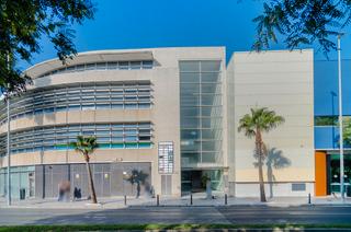 Local commercial  C/ de la ilustración. Solvia inmobiliaria  locales cádiz