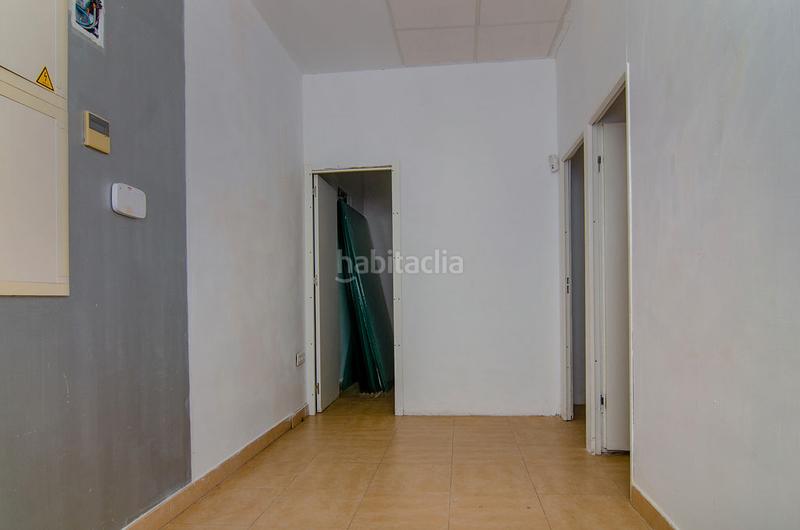 Foto ad18a4c6-40b8-4b1a-93c9-aa55af4a9e5e. Local commercial dans Puntales - Zona Franca Cádiz