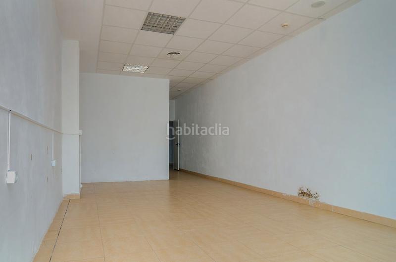 Foto e45a9f8e-f5b4-4b42-8a05-1ecc88ef4b31. Local commercial dans Puntales - Zona Franca Cádiz