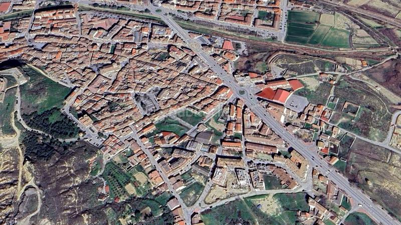 Foto ac4479fb-32fe-46a8-ac4d-8bf0f3af0e03. Finca rústica solvia inmobiliaria suelo urbano no consolidado en Monzón