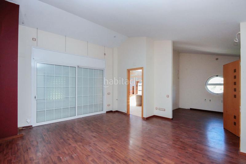 Foto 2d09fd49-ad4a-4377-ae09-ca13df89c25b. Chalet dans Olesa de Bonesvalls