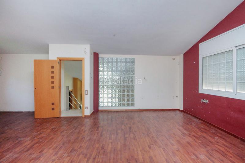 Foto 511377d5-9483-45d3-a473-daa8da400d36. Chalet dans Olesa de Bonesvalls