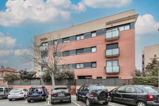 Pis  C/ de la coma. Solvia inmobiliaria  piso constantí