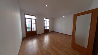 Pis  C/ unió. Solvia inmobiliaria  piso tarragona