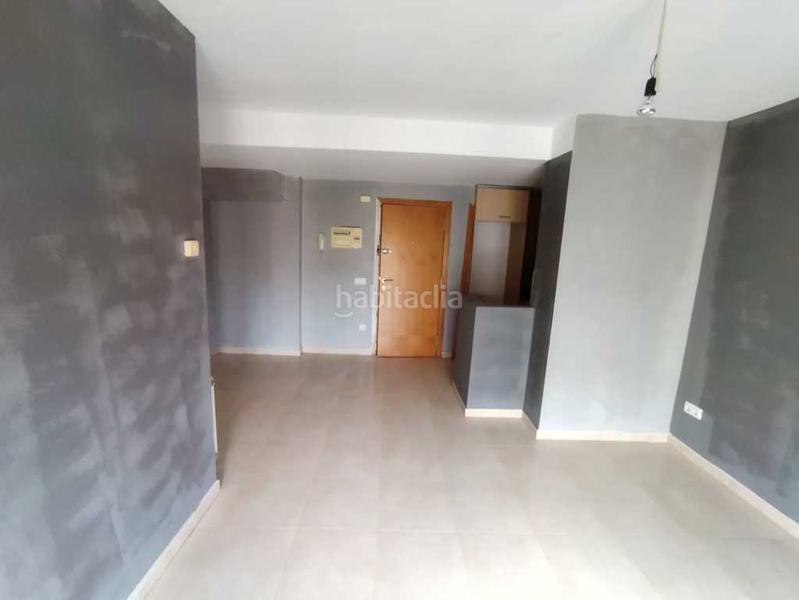 Foto cb9a6c0a-7db6-416a-8d9b-781a9e8b5535. Pis amb calefacció a Carretera de Roses-Fossos Figueres