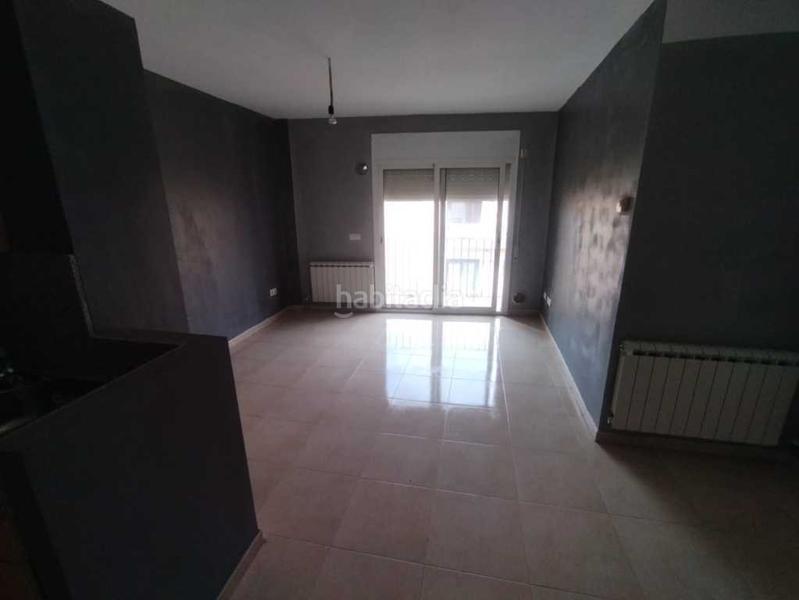 Foto fb59fe45-e21e-4ba4-a542-0c311954c53b. Pis amb calefacció a Carretera de Roses-Fossos Figueres