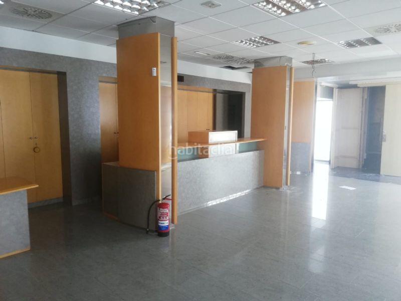 Foto de2f7035-a426-4fc0-891b-5d97f1a89459. Locale commerciale in Vilamarina Viladecans