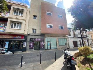 Local Comercial  Plaza primero de mayo. Solvia inmobiliaria  locales saguntosagunt