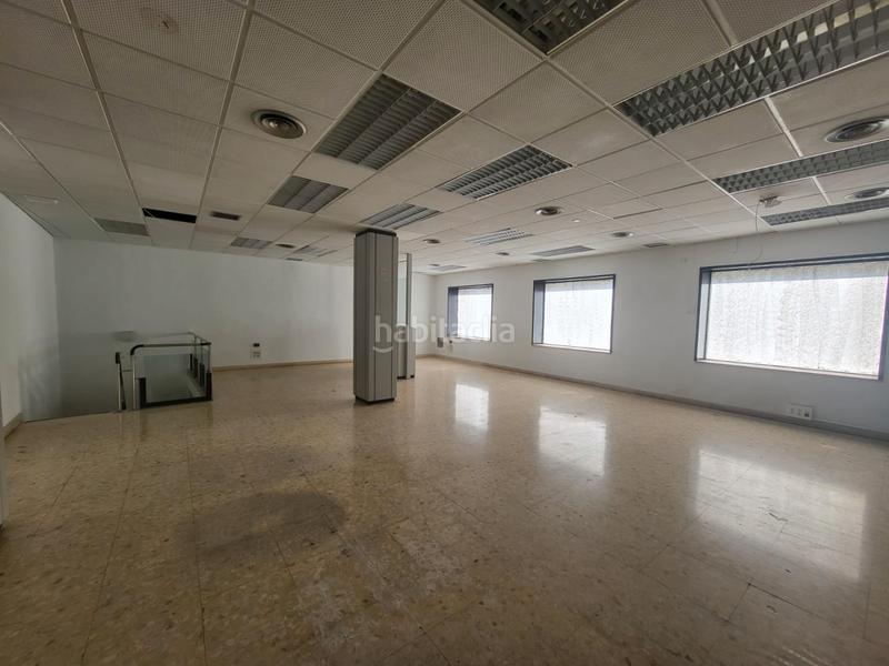 Foto b4beb23e-6e97-40ca-893d-492b8b16cd22. Business premise in Centro - Casco Antiguo Torrent