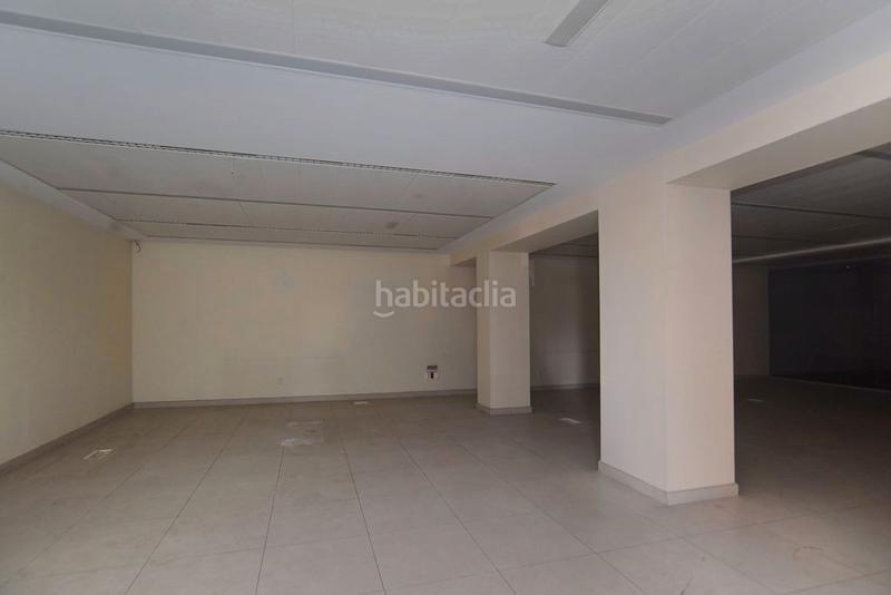 Foto 980f498e-6f33-4742-92ce-6d940ef4fafa. Local comercial a Singuerlín Santa Coloma de Gramenet