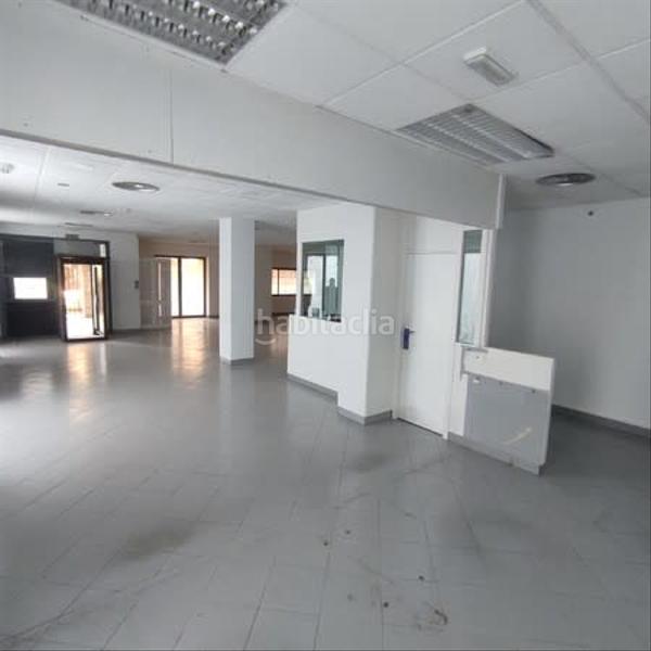 Foto 38e5fab2-bdb8-45a0-9316-ddbe726fac04. Alquiler local comercial solvia inmobiliaria locales en Granada