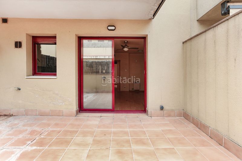 Foto d66fcb2c-c1e6-408d-90a7-180e0c22e53e. Pis amb aparcament a Centre Mollet del Vallès
