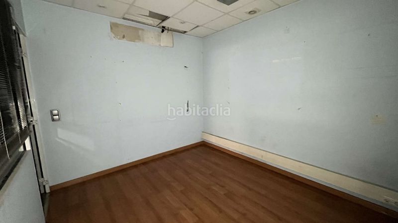 Foto 1bab92af-5167-4abc-b7ac-6ad2ba00d692. Local comercial a Centre Ripollet