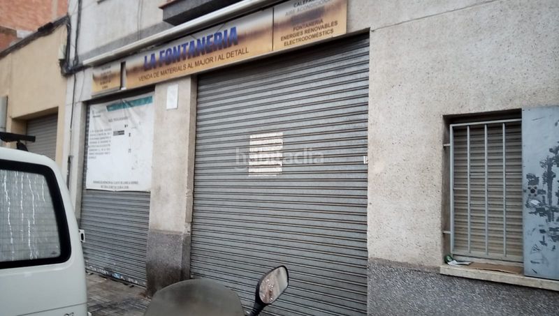 Foto e7a1aecf-c617-461f-9225-ca55018212ec. Local comercial a Centre Ripollet