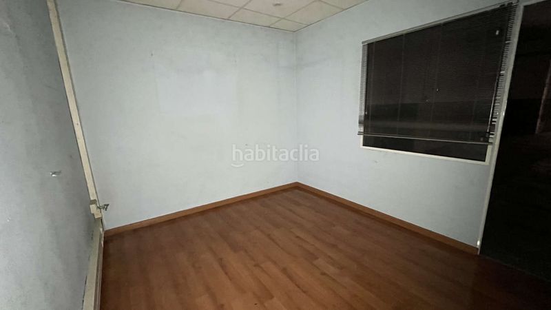 Foto f2291ad9-a475-4d3c-b3cf-c023243b2e11. Local comercial a Centre Ripollet