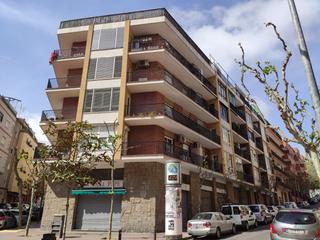 Business premise  C/ magnolies. Solvia inmobiliaria  locales esplugues de llobregat