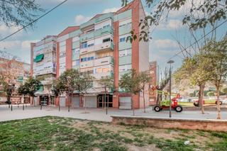 Appartamento  C/ can folguera. Solvia inmobiliaria  piso santa perpètua de mogoda