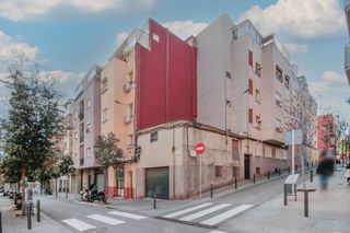 Flat  C/ andorra. Solvia inmobiliaria  piso hospitalet de llobregat el