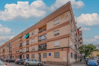 Pis  C/ monestir de ripoll. Solvia inmobiliaria  piso reus