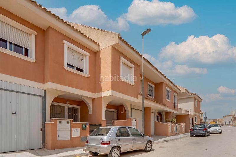 Foto 572335c7-d2fa-479f-b348-756413f6ba40. Casa aparellada a Roldán Torre - Pacheco