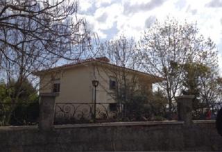 Xalet  C/ serranica. Solvia inmobiliaria  chalet independiente muntanyola