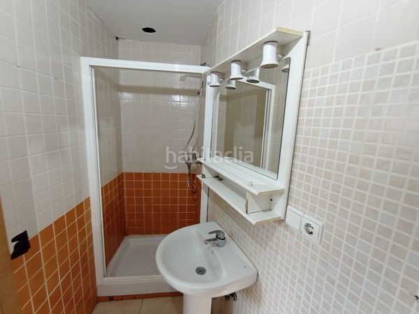 Foto 88f765c7-6aa7-4629-a9f3-5e6fb309fa92. Pis a Roquetes Barcelona