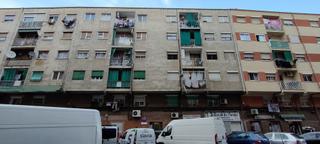 Piso  C/ juan valera. Solvia inmobiliaria  piso badalona