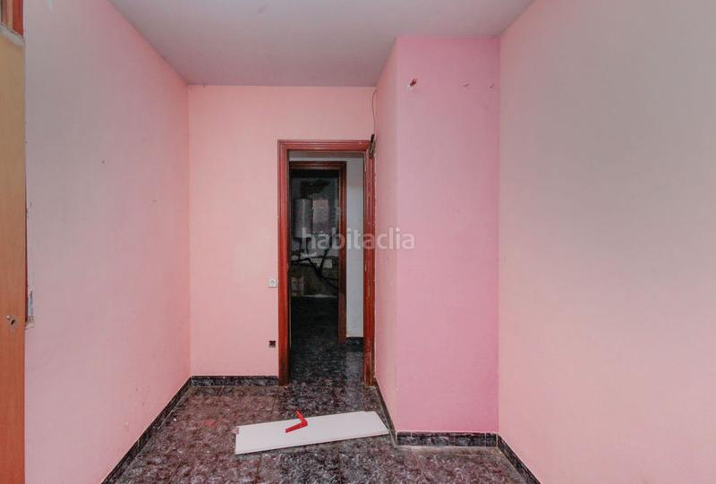 Foto 5c448ed1-7e7b-4cfe-bb11-cdf42539f051. Casa aparellada a Ca n´Oriol Rubí