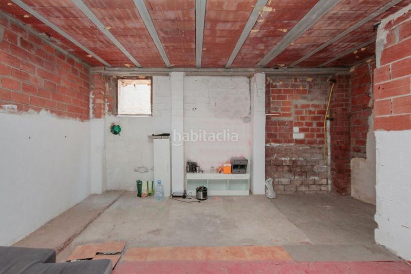 Foto cdc396c5-7a80-46da-bc9c-955c8a2b88bc. Casa aparellada a Ca n´Oriol Rubí