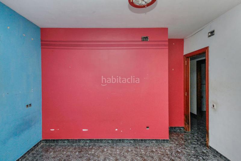 Foto f3b83062-4ed2-4088-9c1a-6edf76f887f4. Casa aparellada a Ca n´Oriol Rubí