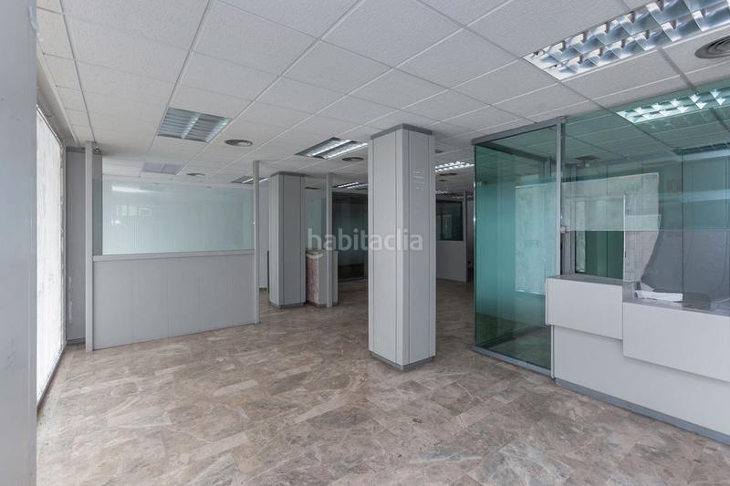 Foto f17f141d-27c0-4e7f-8ea9-0e456eed05b4. Alquiler local comercial solvia inmobiliaria locales en Burriana