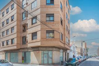 Lloguer Local Comercial  Av de nules. Solvia inmobiliaria  locales burriana