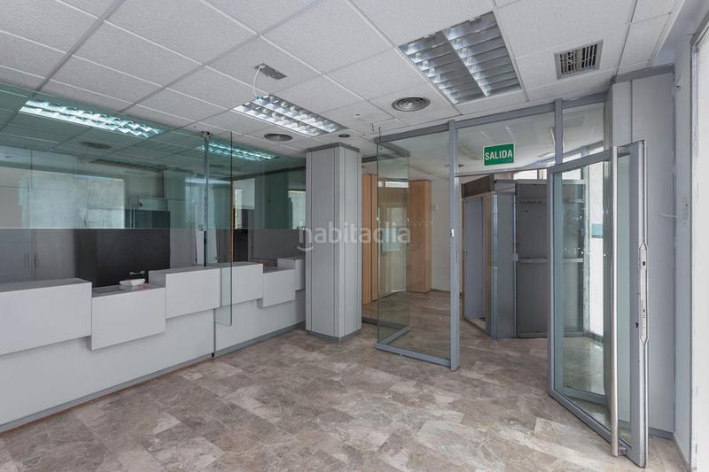 Foto d16c0f6d-9efa-4cf4-b25e-966d280c5fd0. Lloguer local comercial a Llombai Burriana