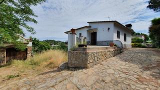 Xalet  C/ amer. Solvia inmobiliaria  chalet independiente maçanet de la selva