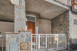 Casa aparellada  C/ pare rodes. Solvia inmobiliaria  chalet adosado santa perpètua de mogoda