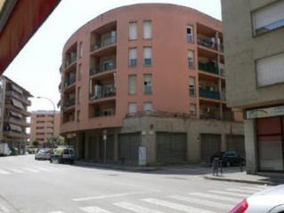 Local commercial  C/ agudes. Solvia inmobiliaria  locales salt