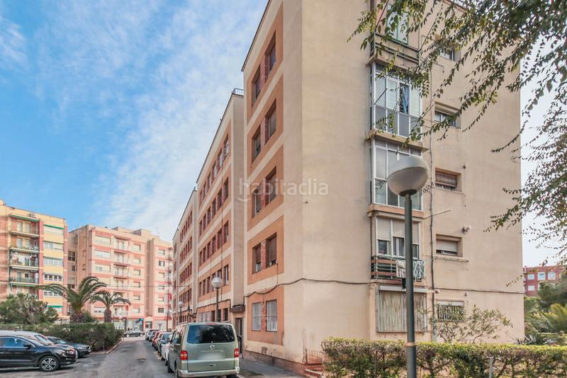 Foto 0df1bead-1f0a-41bf-8263-bdf52cd47c1e. Piso solvia inmobiliaria piso en Torreforta Tarragona